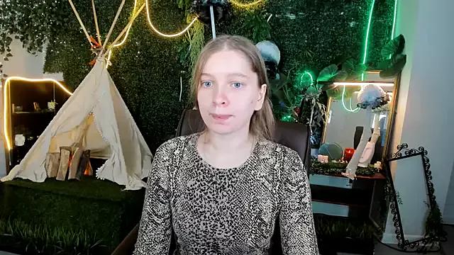 MayaSinabon from StripChat