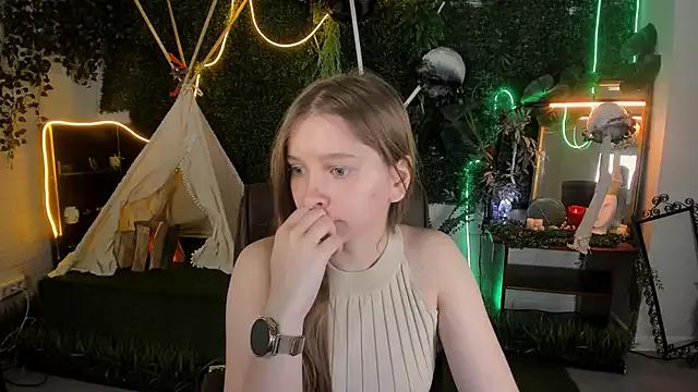 MayaSinabon from StripChat