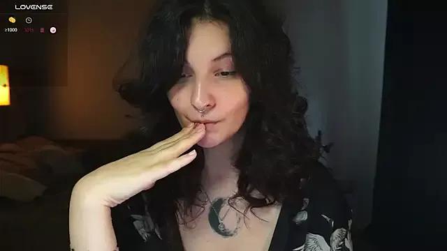 maymary_ from StripChat is Freechat