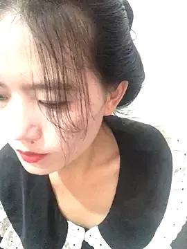Maymay97 from StripChat