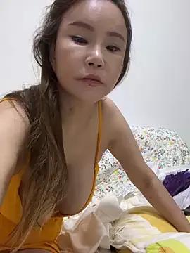 maymayzhang from StripChat