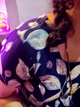 MAYRABHABHI webcams show profile image 