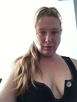 MazySunny from StripChat is Freechat