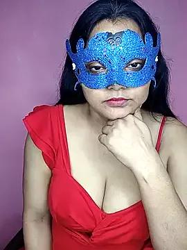 MEERAcle from StripChat
