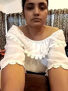 MEERAcle from StripChat