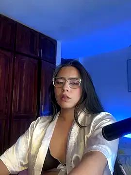 megan_cl from StripChat is Freechat
