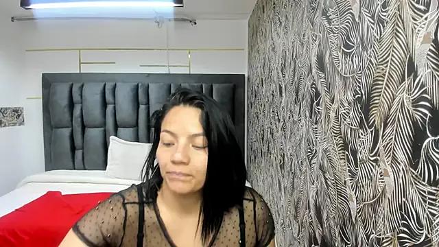 Megan_Milf__ from StripChat is Freechat