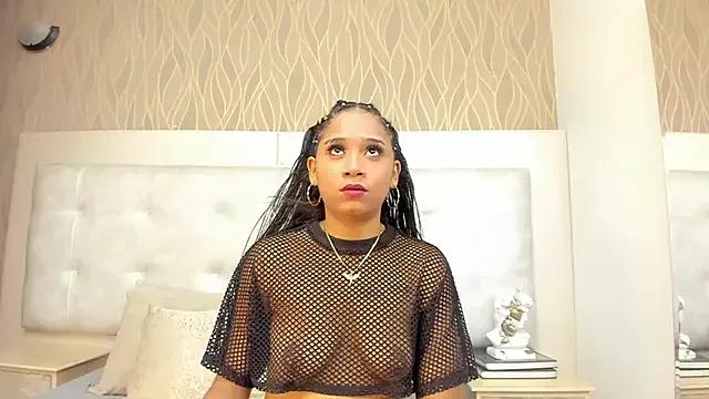 MeganMagnus from StripChat is Freechat