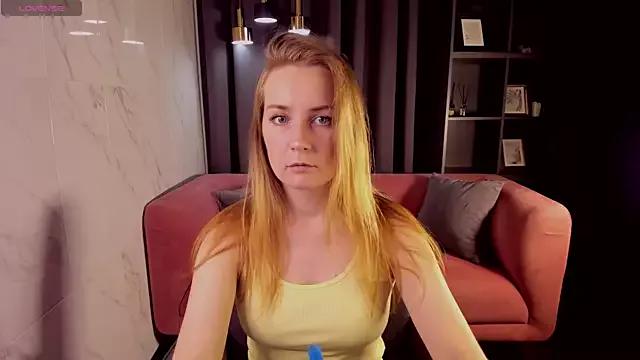 MeggySun from StripChat