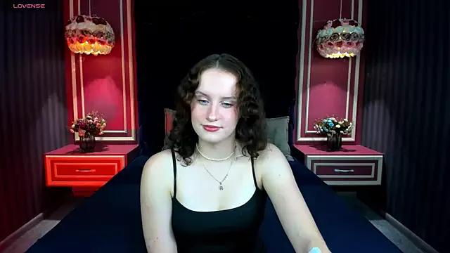 MeLexySexy from StripChat is Freechat