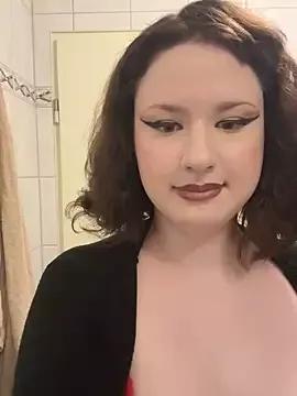 Melissa-Kiss from StripChat is Freechat