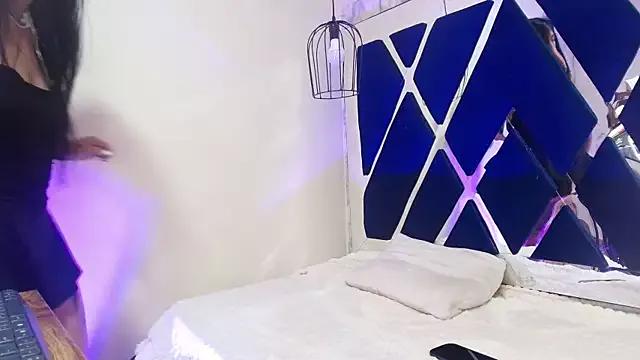 Melissa__s from StripChat is Freechat