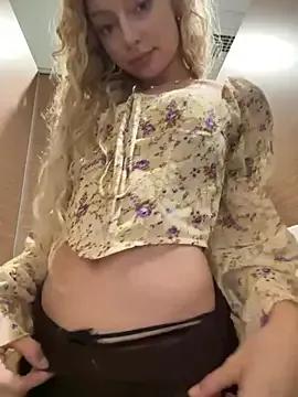 melissa_grr from StripChat is Freechat