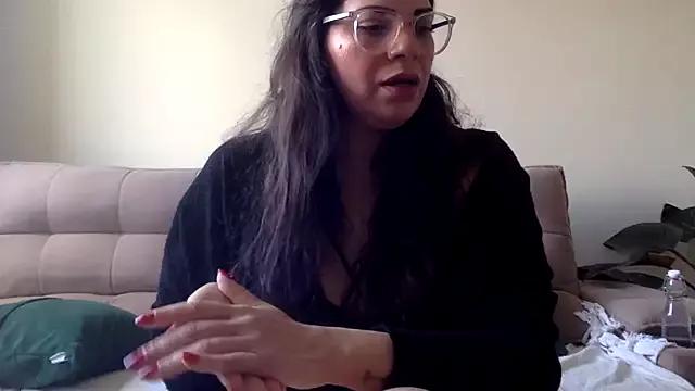 Melissa_Noir from StripChat is Freechat