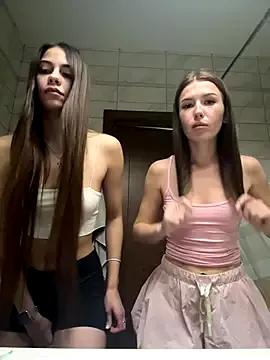 MelissaPinkiss from StripChat is Freechat