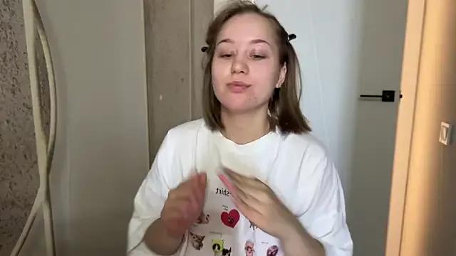 melissatender from StripChat is Freechat