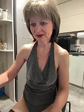 Melljoy from StripChat