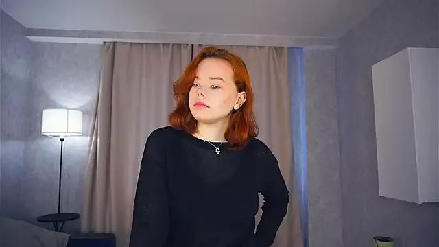 Discover our girls online shows and discover the company of countless livestreamers, with stunning shapes, sex toys and more.