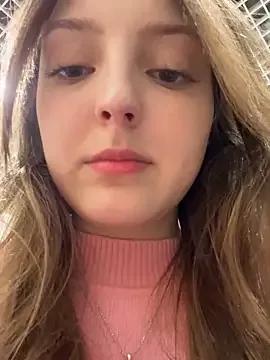 Photos of MelonyBee from StripChat is Freechat