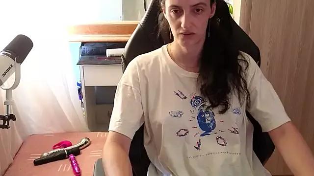 MemiKouki from StripChat