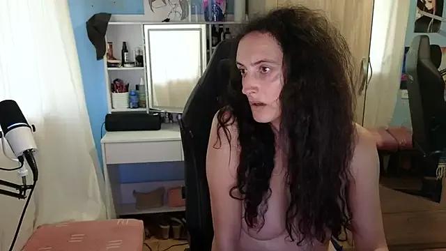 MemiKouki from StripChat