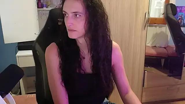 MemiKouki from StripChat is Freechat