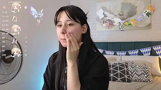 meomeee from StripChat