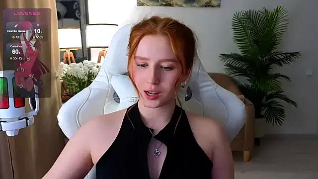 Meow_babe from StripChat is Freechat