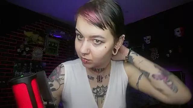 MessalinaOfficial from StripChat