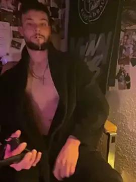 Mexxwell69 from StripChat