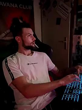 Mexxwell69 from StripChat