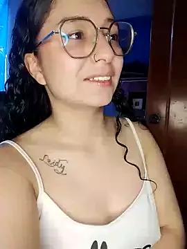 Mia__15 webcams show profile image 