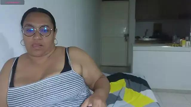 Mia_Adell_11 webcams show profile image 