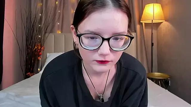 Mia_Cutieee webcams show profile image 