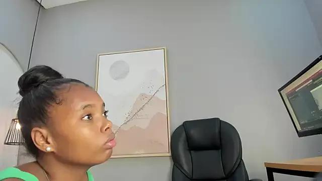 Mia_sherly webcams show profile image 