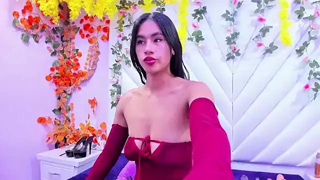 Miaa_Davis_ from StripChat is Freechat