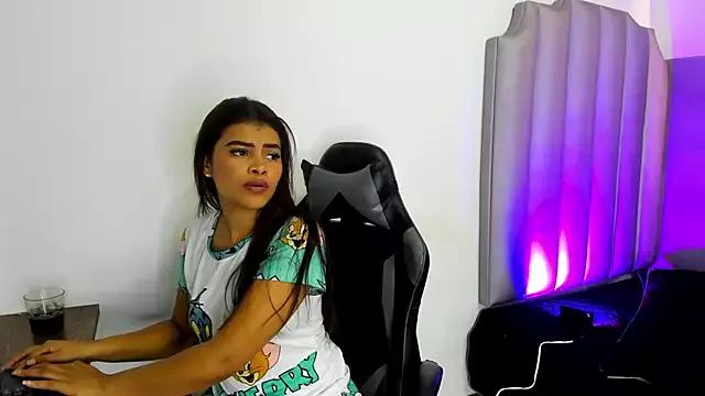 Miaa_Rosse from StripChat