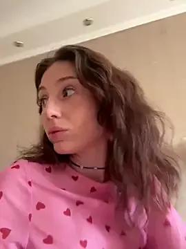 MiaaLoveeee from StripChat