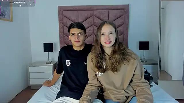 MiaandJack_ from StripChat is Freechat