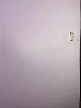 miaazul from StripChat