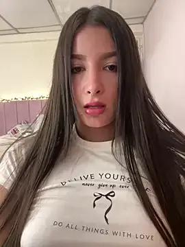 miaazul from StripChat