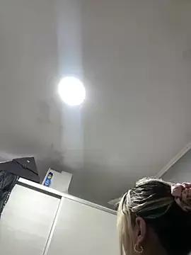 Miagarcia250 webcams show profile image 