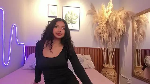 MIAHIVANOV from StripChat is Freechat