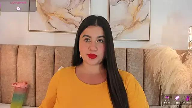 Miahkumar webcams show profile image 