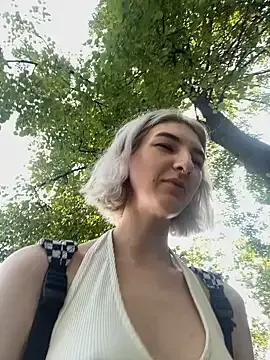 MiaInAir from StripChat