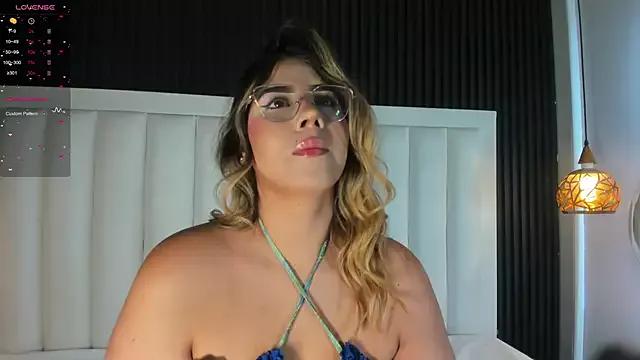 MiaMistrex from StripChat