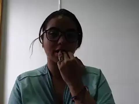 Miapeyton from StripChat is Freechat