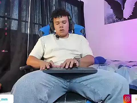 Michael_Ironlust_ from StripChat is Freechat