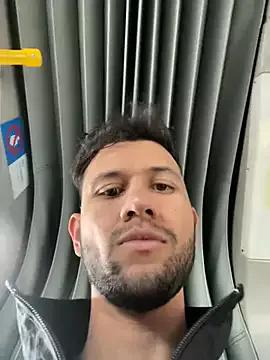 Michaell_Spinelly from StripChat is Freechat