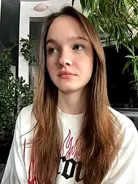 MichelleRoux from StripChat is Freechat